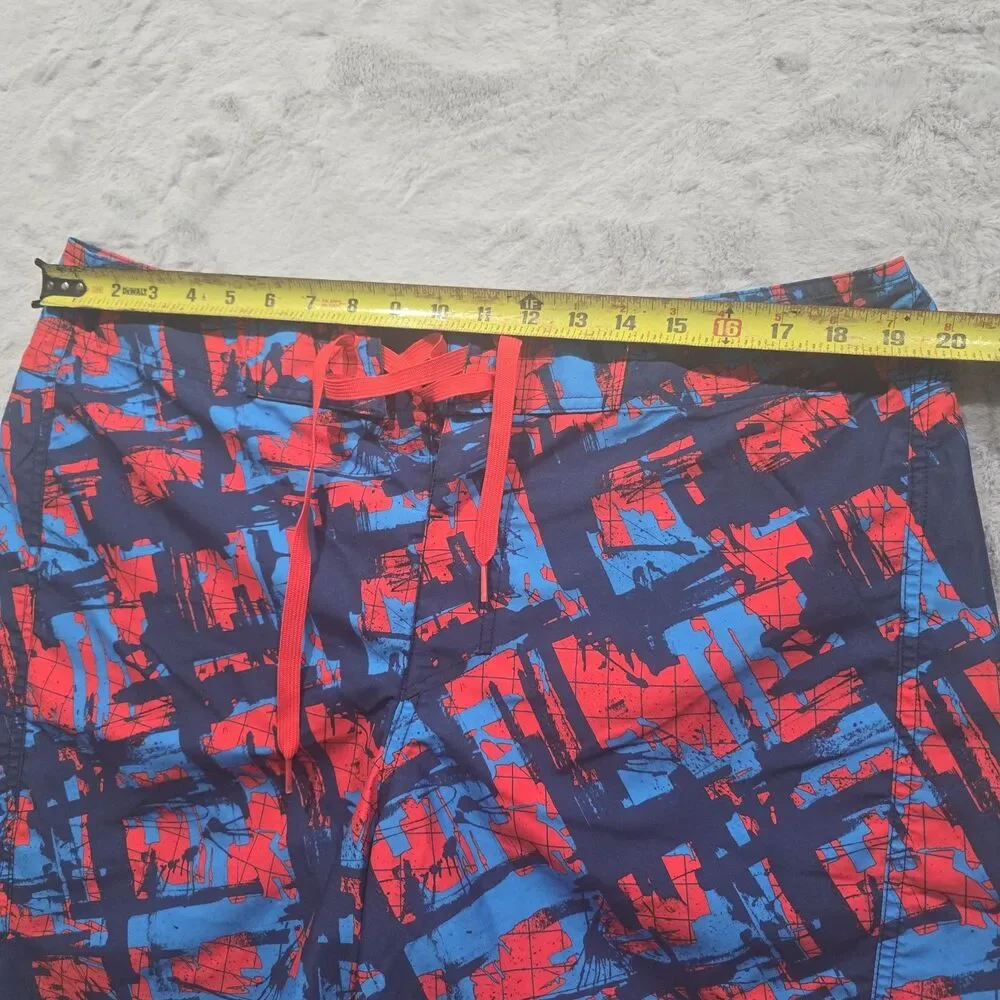 Men's UNDER ARMOUR 38 UA Storm Bergwind Multicolor Swim  Boardshorts Trunks.